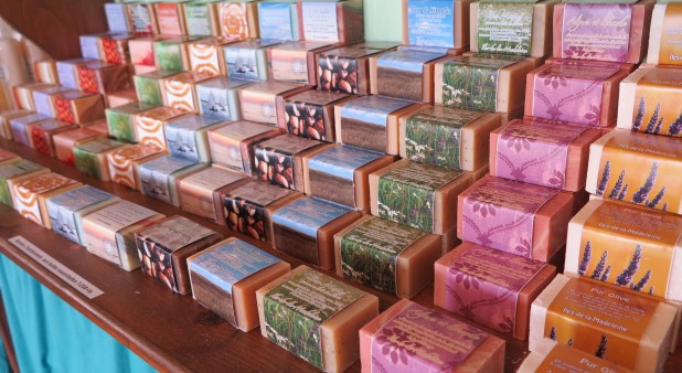 Cold Processed Old-Fashioned Soaps
