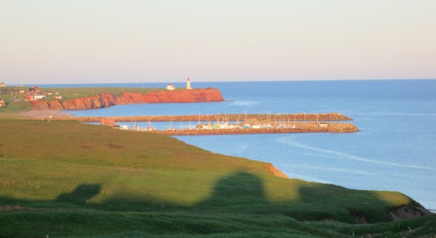 coucher de soleil sur le phare