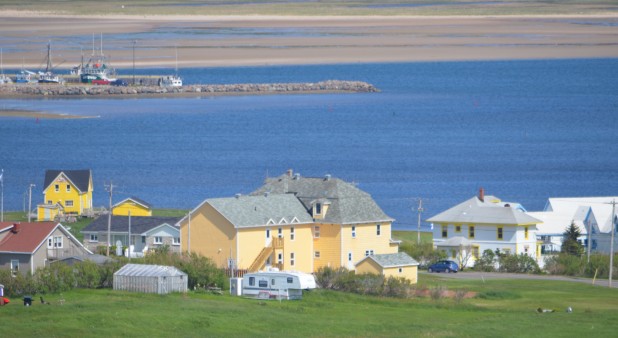 L\'auberge vue des buttes de la Demoiselle