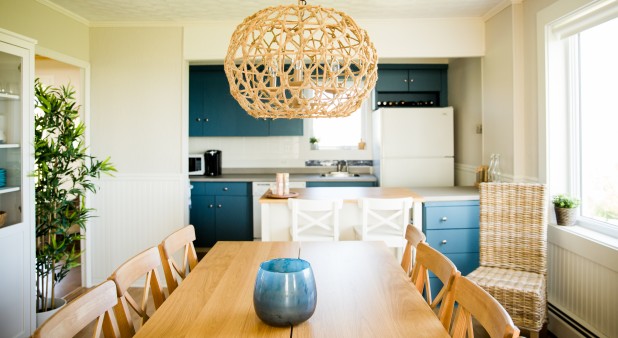 Dining room-kitchen