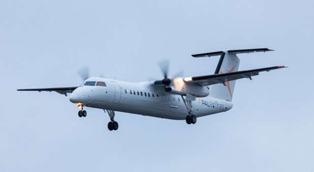 Dash 8-300