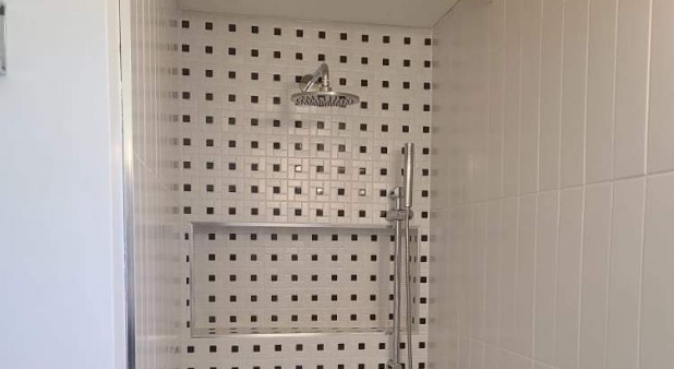 shower 2
