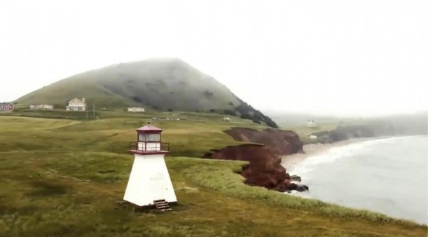 Le Petit domaine et le Phare du Cap Alrignt