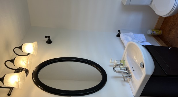 2nd bathroom