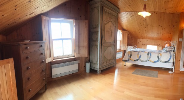 Main bedroom with private bathroom