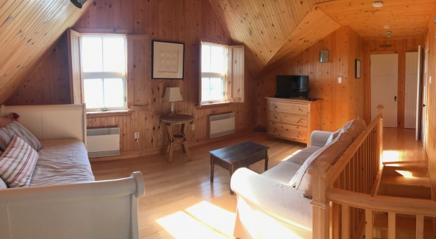 Small resting space on the 2nd floor