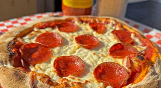 Pizza pepperoni fromage