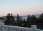 Vue de sur le balcon située dans la chambre (condo en bordure de la plage et vue sur le port de Cap-aux-Meules)