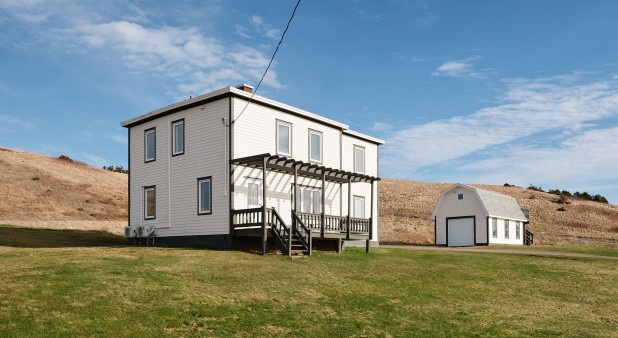 The Maggies all-inclusive (flight, car rental and stay) / Blanche de l'Ouest