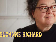 Suzanne Richard au piano du café