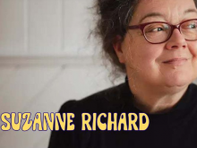 Suzanne Richard au piano du café