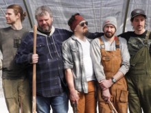 Les Groundskeepers