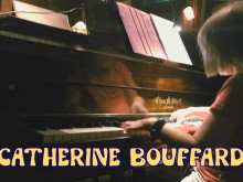 Catherine Bouffard au piano du Café!