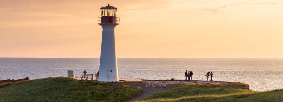 Phare du Borgot, Étang-du-Nord, coucher de soleil 