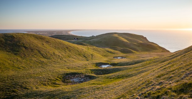 Buttes pelées au lever du jour